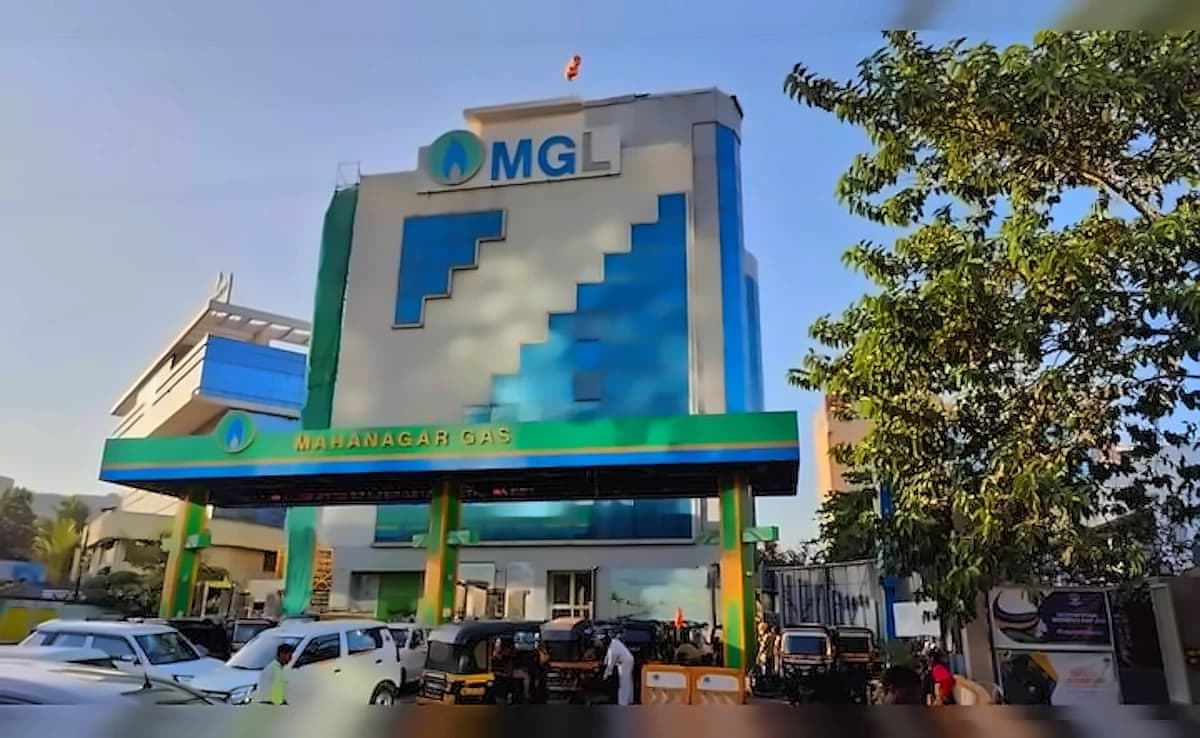 Mahanagar Gas Cuts Commercial Gas Subsidies Amid Energy Crisis
