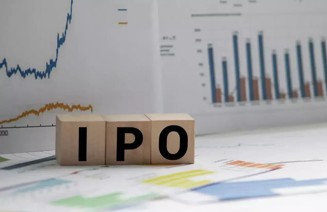 Maharashtra splits power firm into two entities, IPO planned