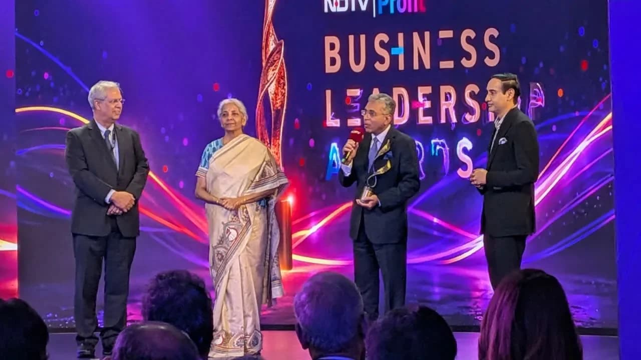 Mahindra's Anish Shah Wins Business Leader of the Year Award