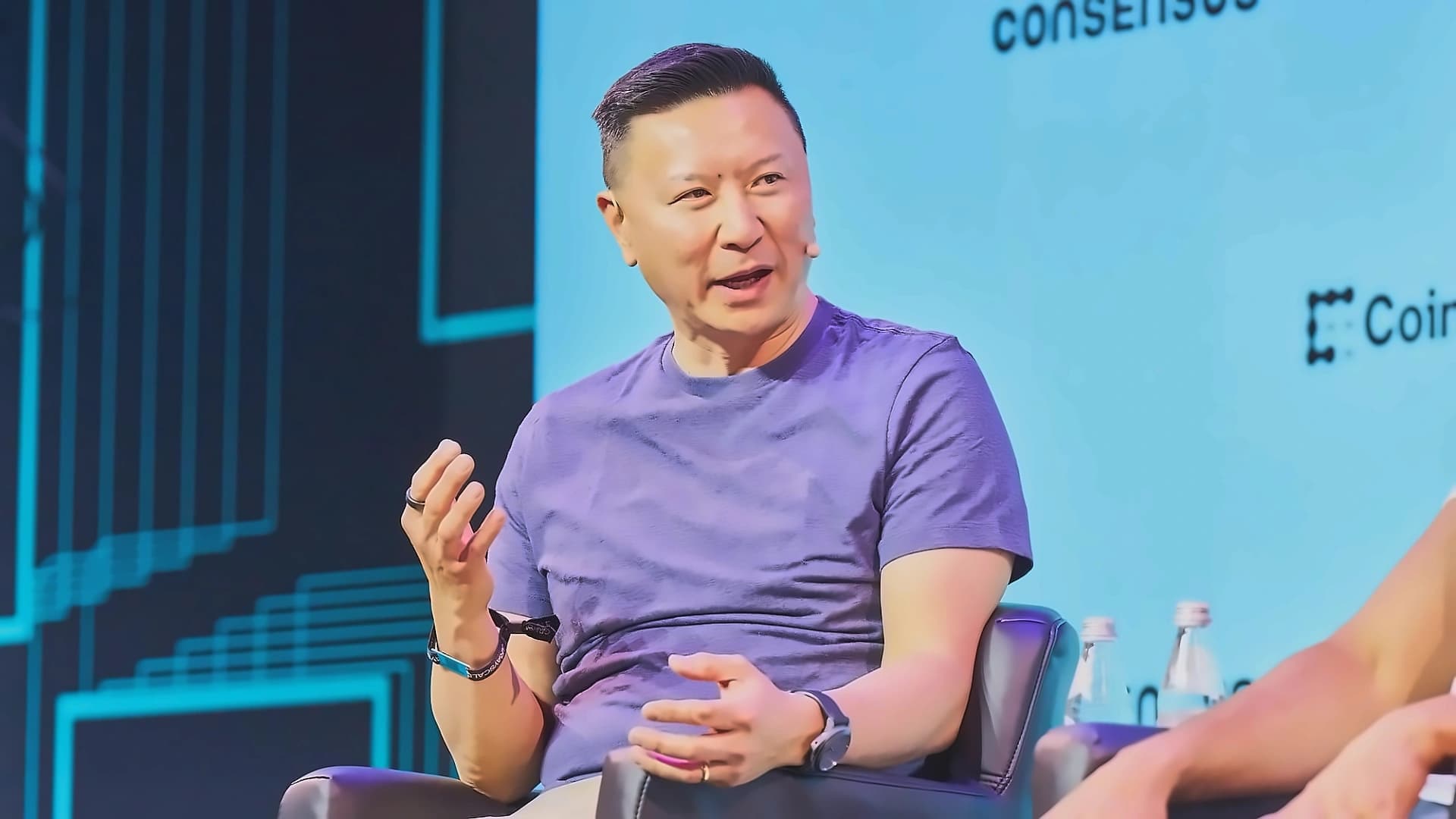 MoneyGram CEO: Blockchain Works Best When Customers Don't Know