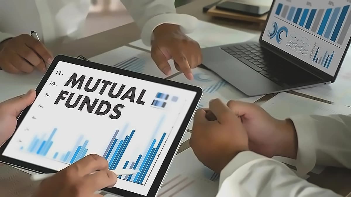 Mutual funds' overseas assets surge 24% reducing foreign liabilities