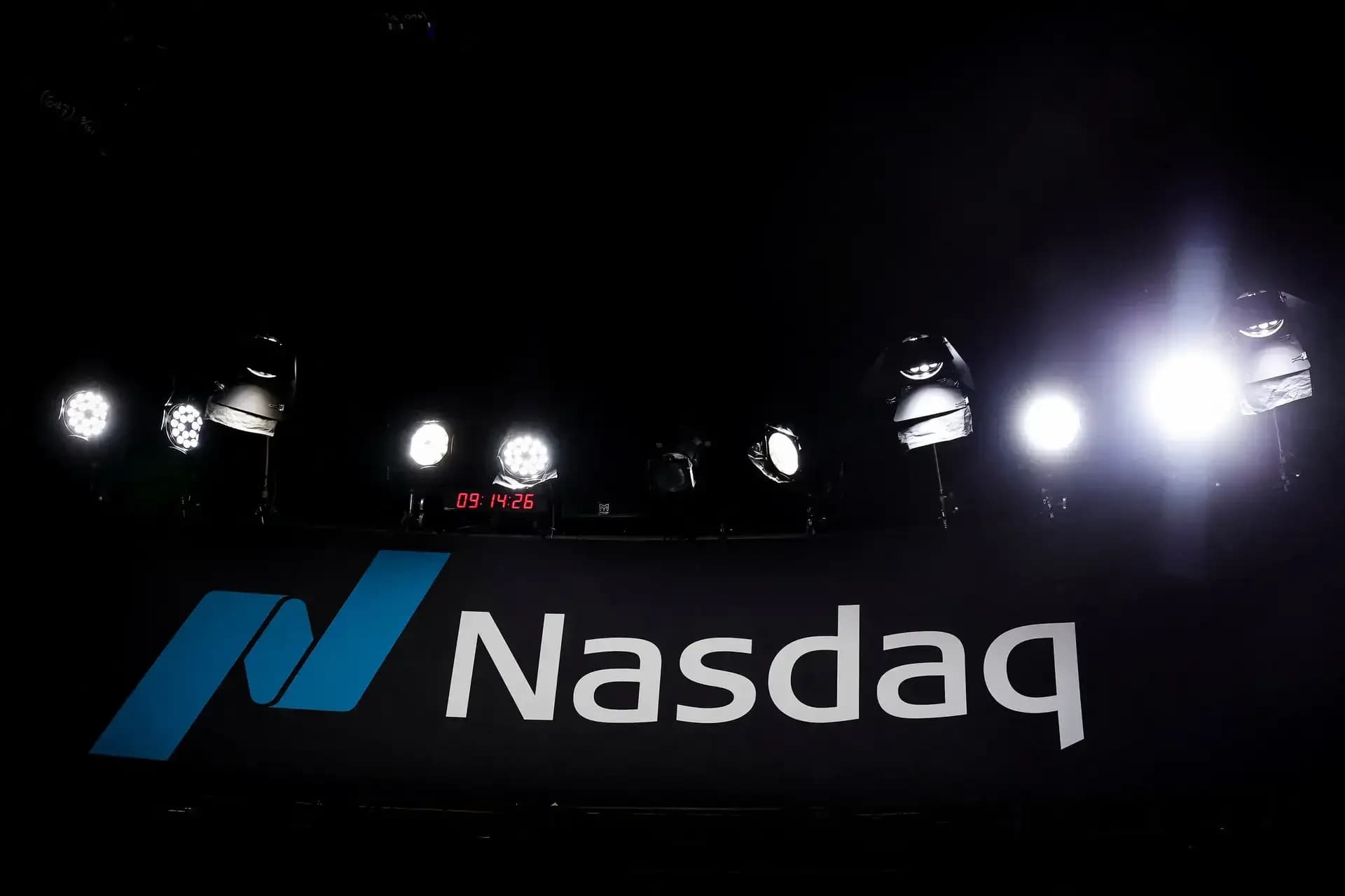 Nasdaq proposes 'fast entry' rule for SpaceX IPO amid 2026 boom