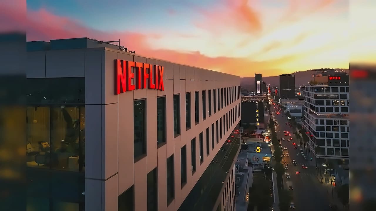 Netflix Shares Surge 1.8% as Ackman Rebuilds 3.15M Share Stake