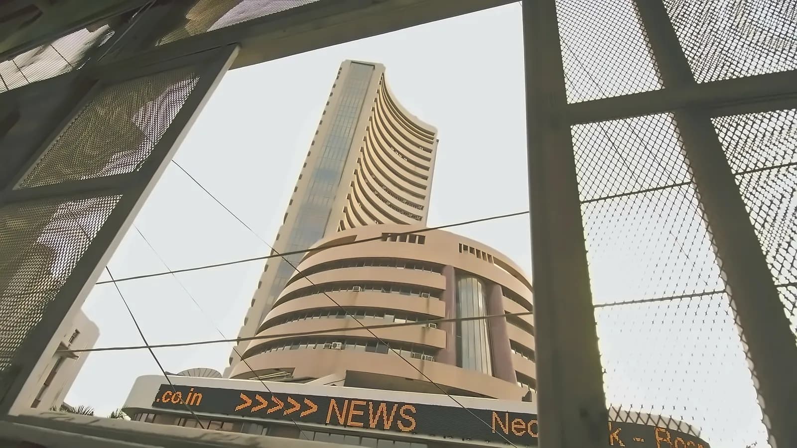 Nifty 50 Falls 0.73% on April 30; Major Brokerages Downgrade India
