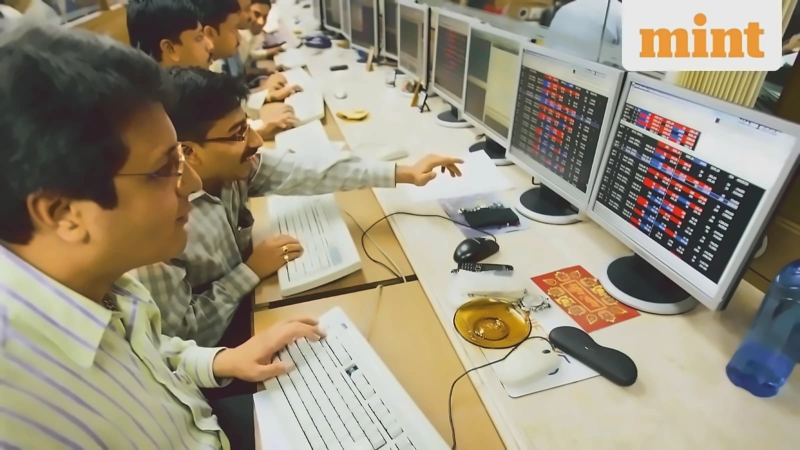 Sensex drops 229 pts, Nifty at 23,339; IT sector worst hit amid FII outflows