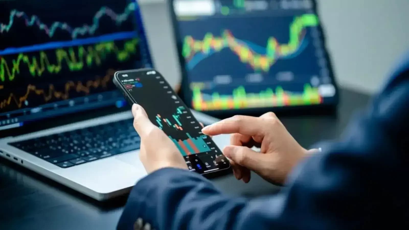 Nifty P/B ratio hits 6-year low at 2.96, banking sector weighs