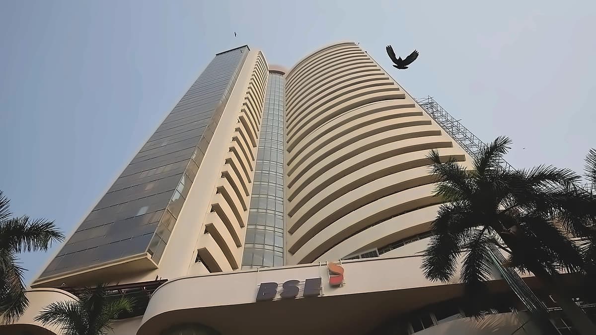 Nifty, Sensex fall 500+ points as oil prices surge, rupee hits record low