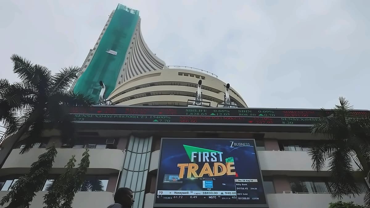 Nifty, Sensex fall 2% this week as IT, banking stocks drag markets