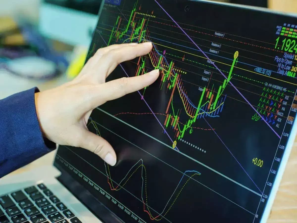 Nifty Faces Deeper Fall Risk as Key Support at 23,750 Breached