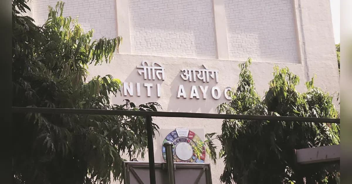 NITI Aayog proposes visa-on-arrival, GST refund scheme for tourism