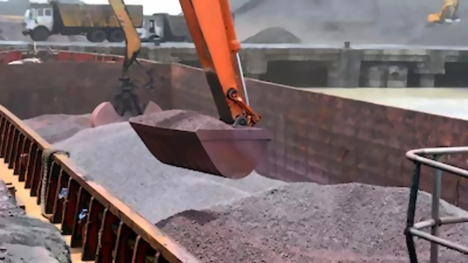 NMDC cuts iron ore prices amid record production milestone