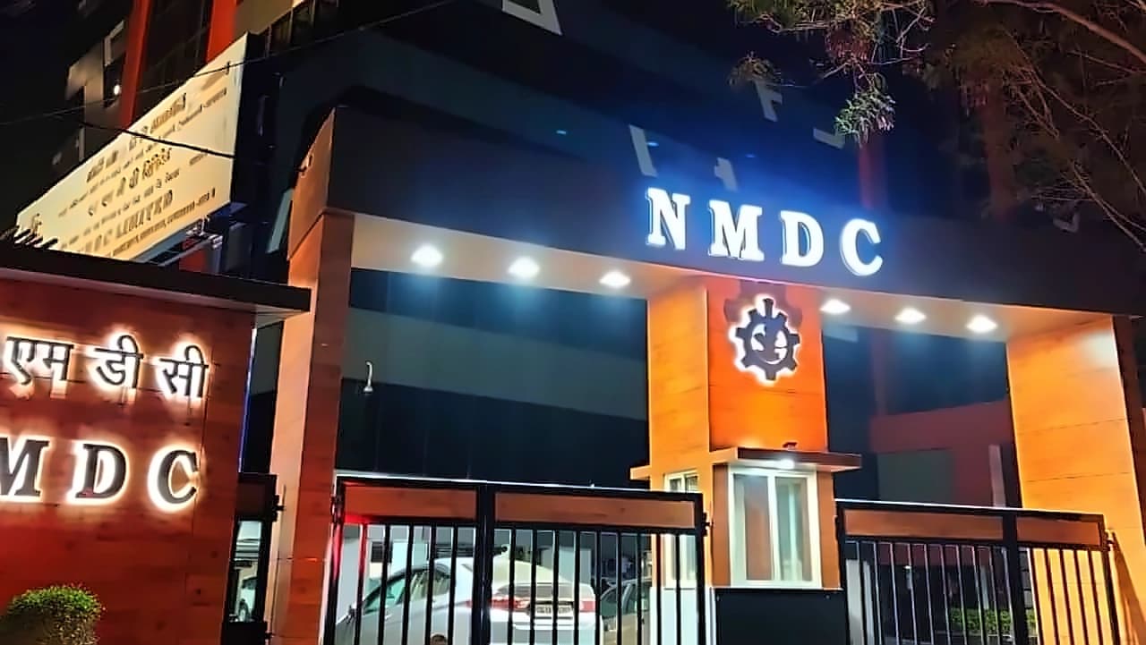 NMDC to start coal production by Q3, targets 1 MT sales in FY27