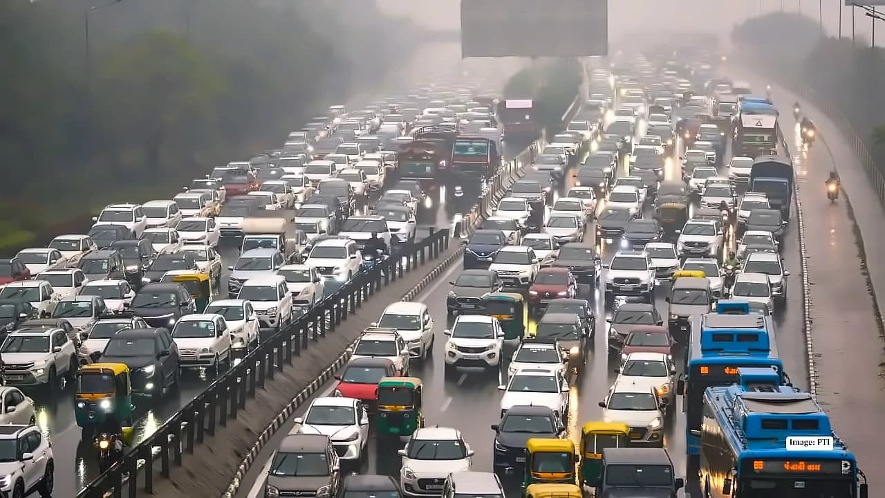 EV penetration hits 10.6% as TVS, Bajaj corner 96% of H1 growth