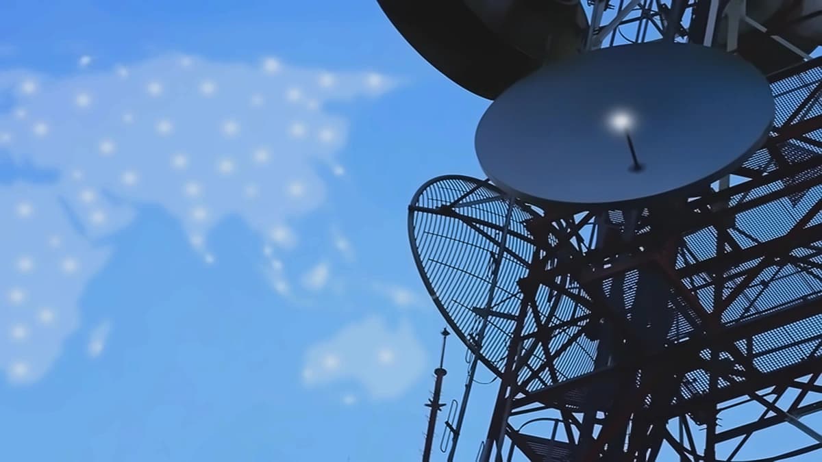 Nomura sees 25% upside for Bharti Airtel, neutral on Vodafone Idea