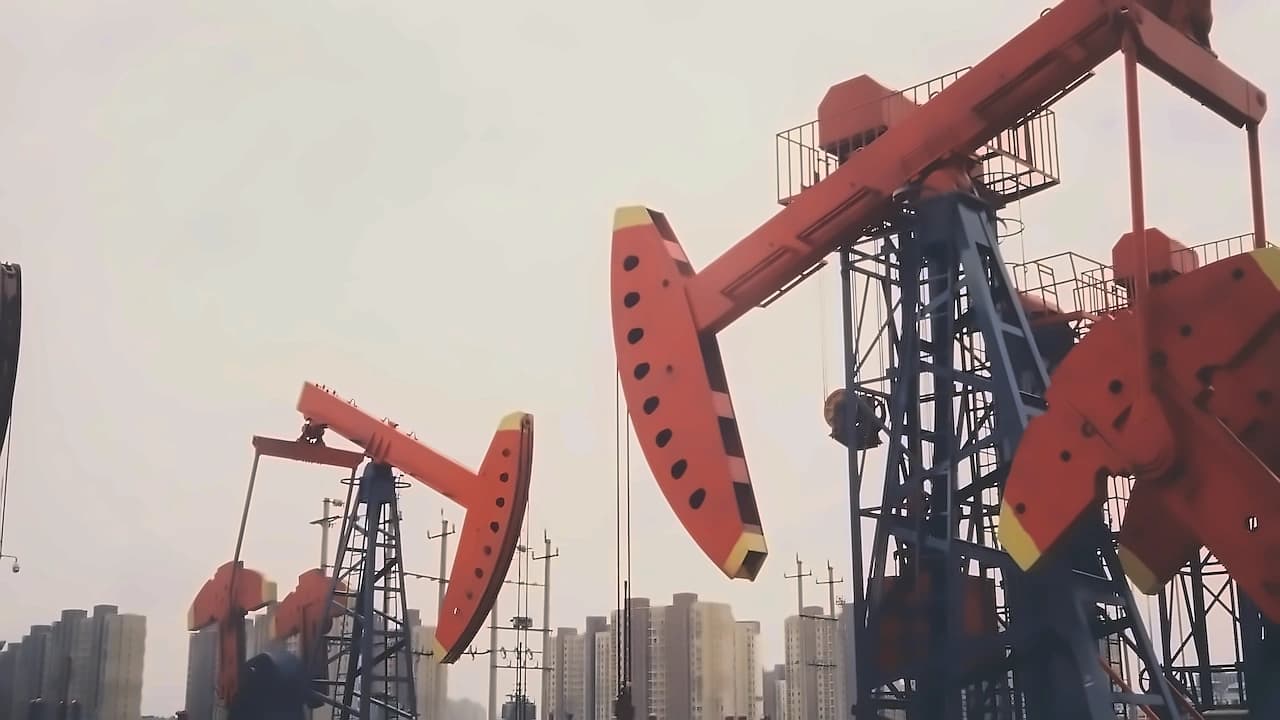 Oil Crisis, Fed Hikes Dominate Markets as Oil Rebounds Above $100