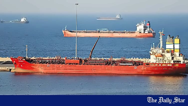 Iran Threatens Oil Export Halt as US Unveils Economic War
