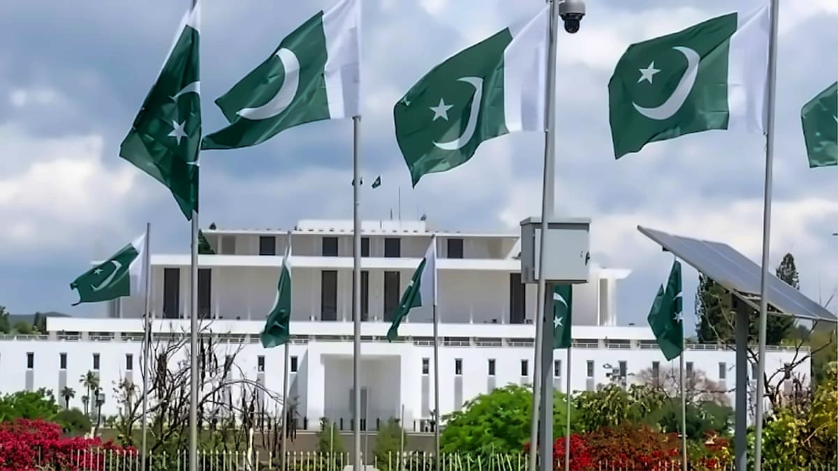 Pakistan Stock Markets Rally 4,000 Points on US-Iran Peace Talk Hopes