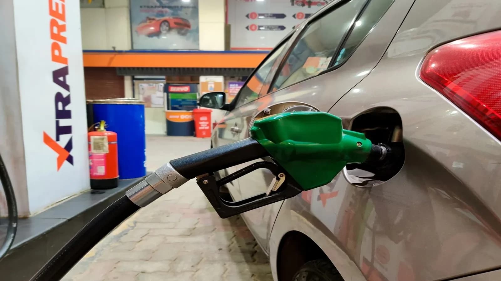 OMC stocks gain as fuel prices rise 4th time; crude falls 5%