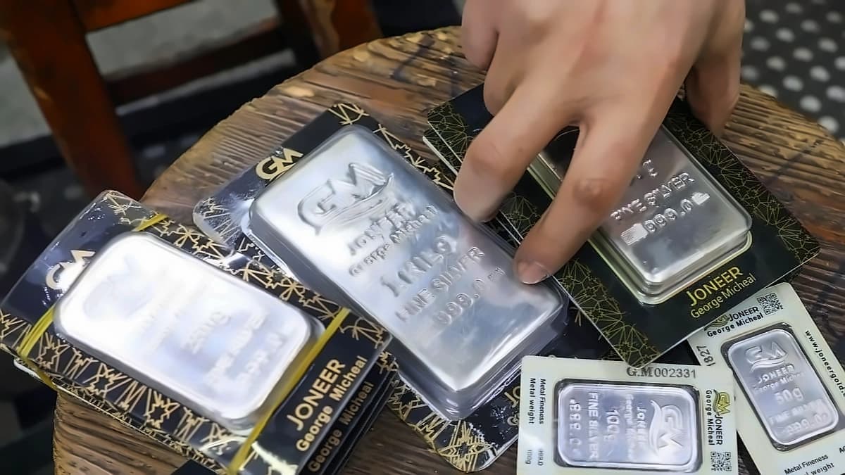 Govt tightens silver import norms after fuel hike, warns of inflation