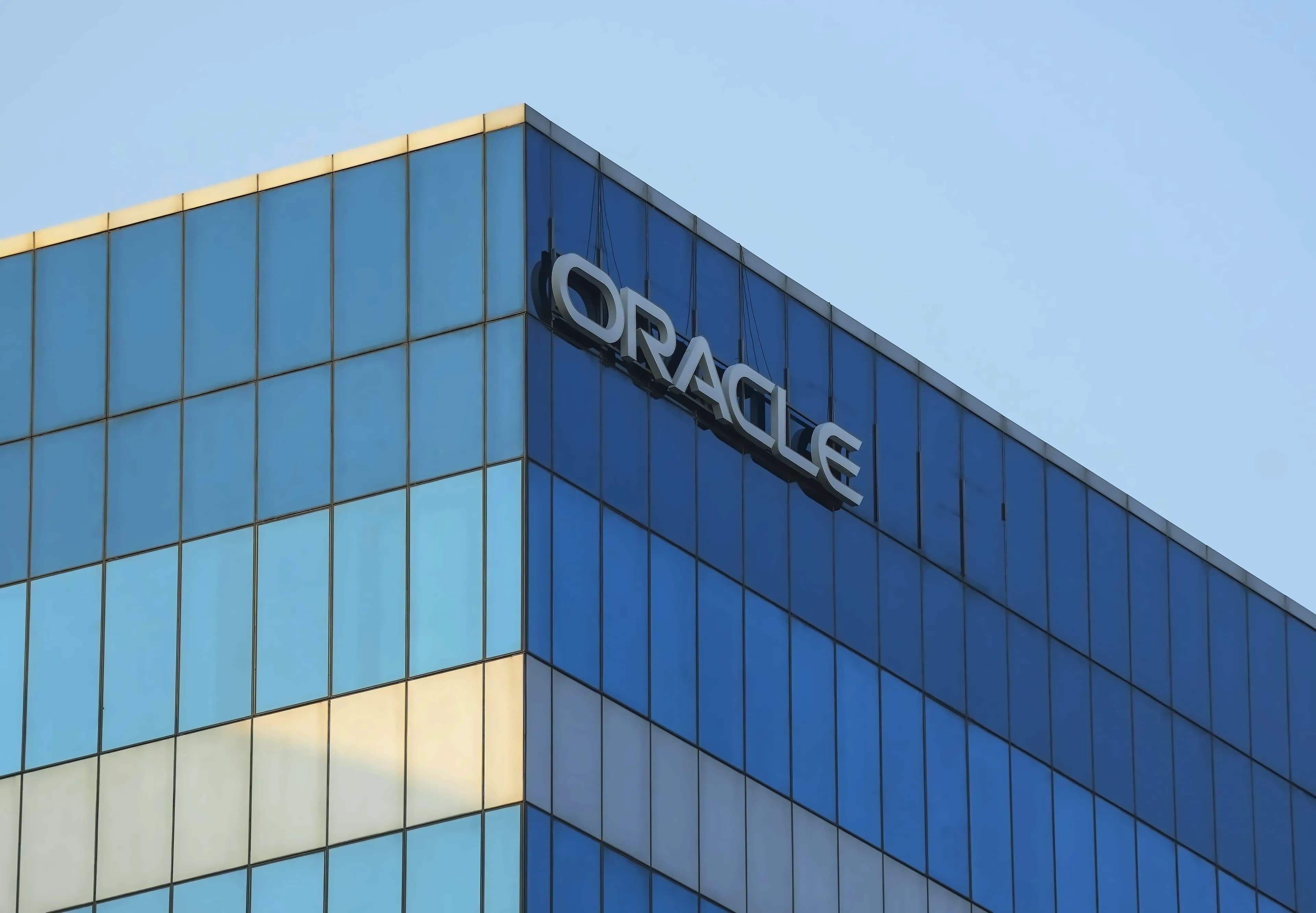 Oracle Cuts 546 Cloud Engineers Amid $95B AI Investment