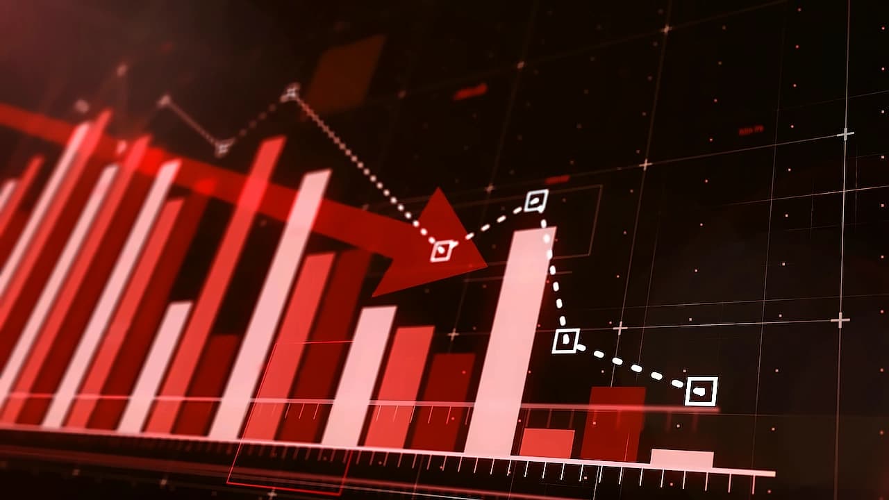 OFSS Shares Drop 6.5% on Oracle's $18B Data Centre Debt Concerns