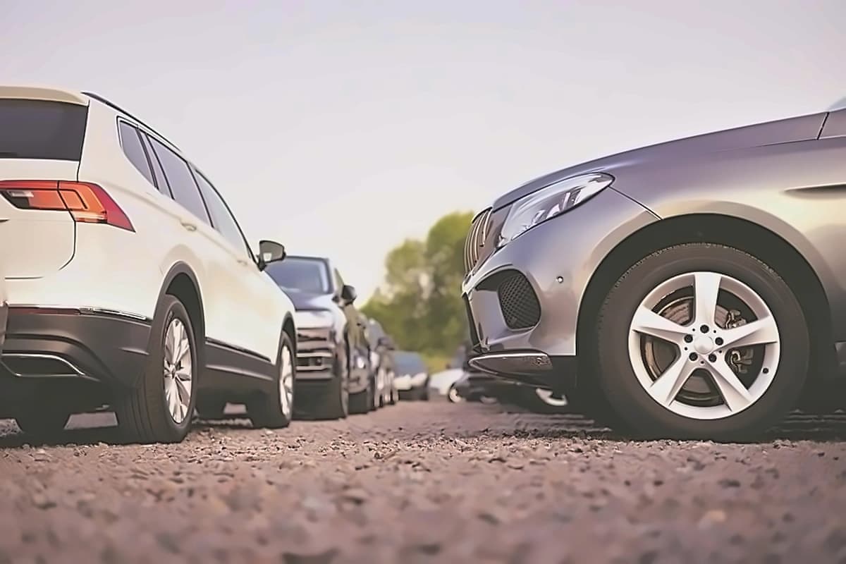 India produces 31.57 lakh vehicles in August; PV sales surge 36.5%