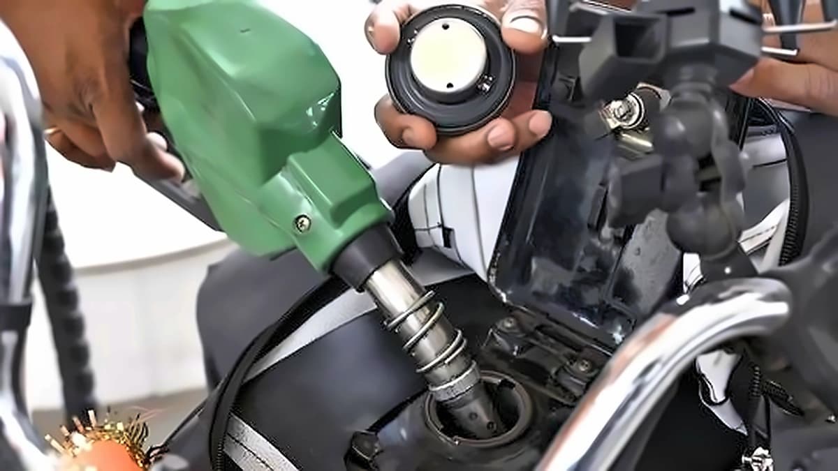 Petrol, diesel prices hiked by 90 paise/litre for second time in week