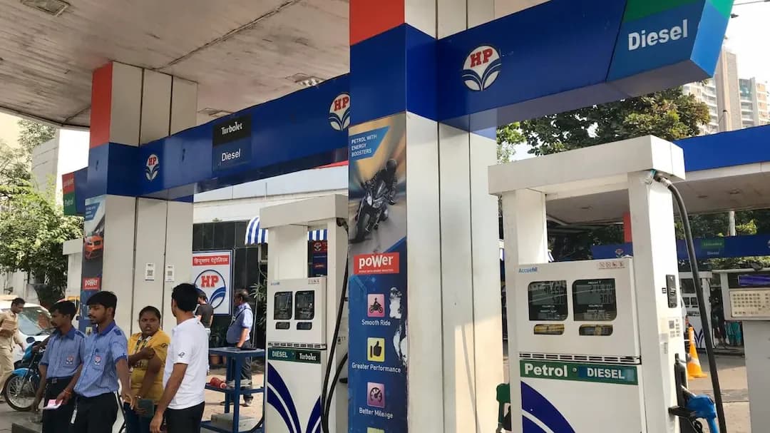 Petrol, diesel prices unchanged May 31 after 4-day hike spree
