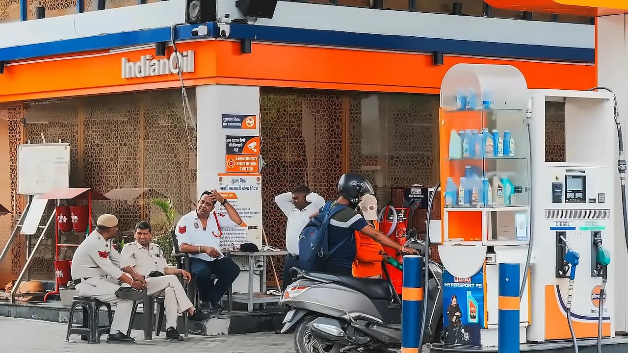 Petrol prices drop to ₹2.21/litre globally - top 10 cheapest countries