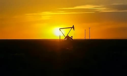 Petronet LNG shares surge 5% on Dahej terminal expansion