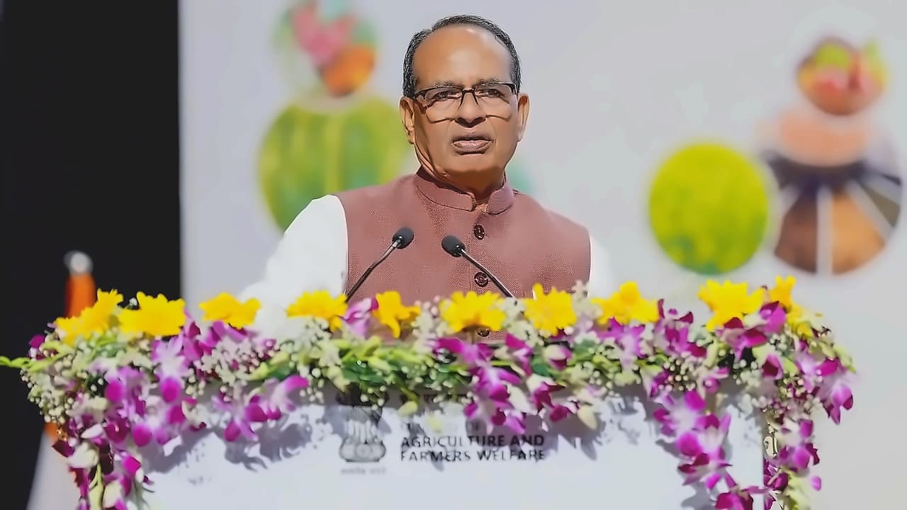 PM RKVY: Govt hands over ₹1,200 cr sanction letters to 10 states