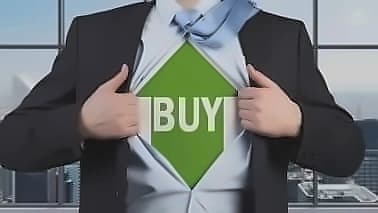 Karur Vysya Bank Q4 profit jumps 41% to ₹725 crore, analysts maintain 'Strong Buy'