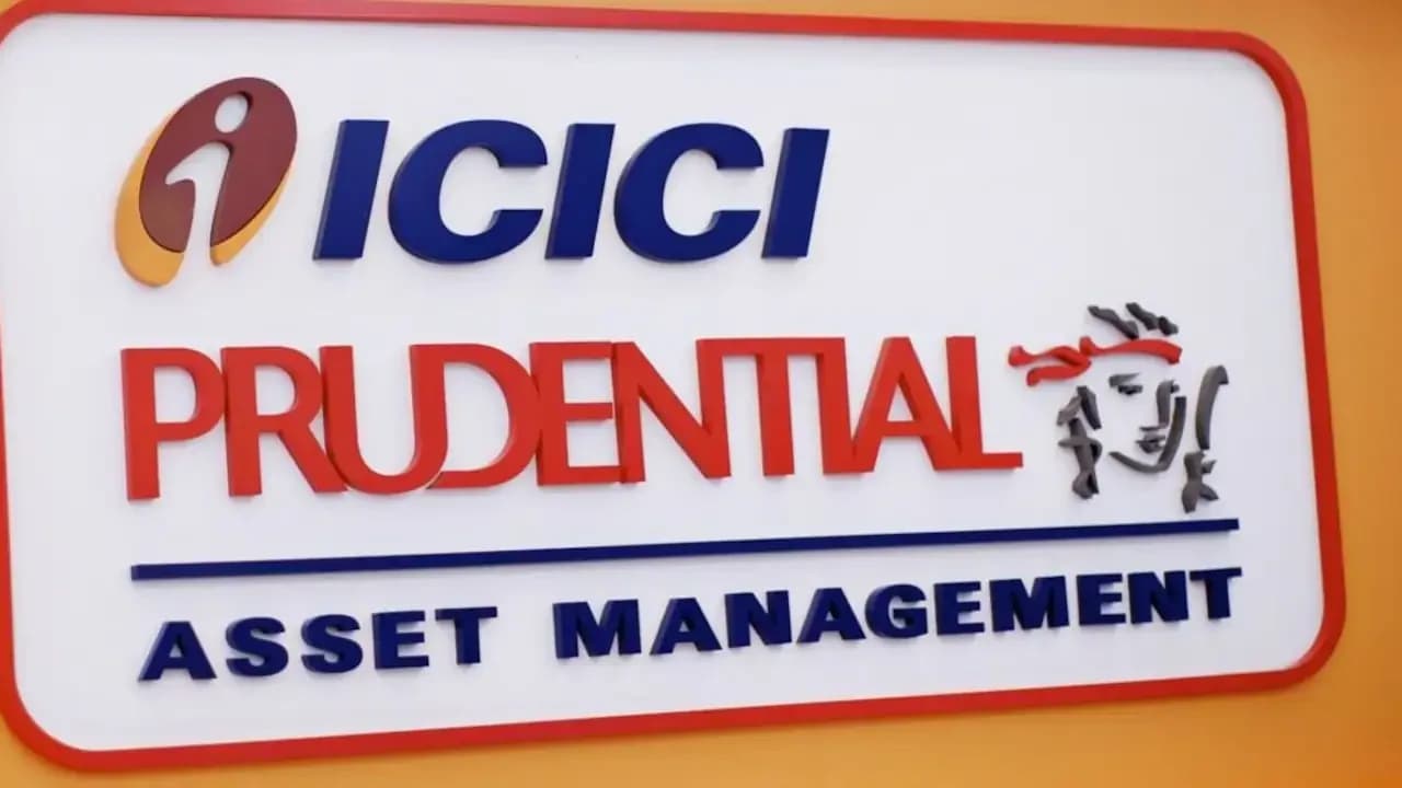 Prudential sells 2% ICICI Prudential AMC stake for ₹3,030 crore