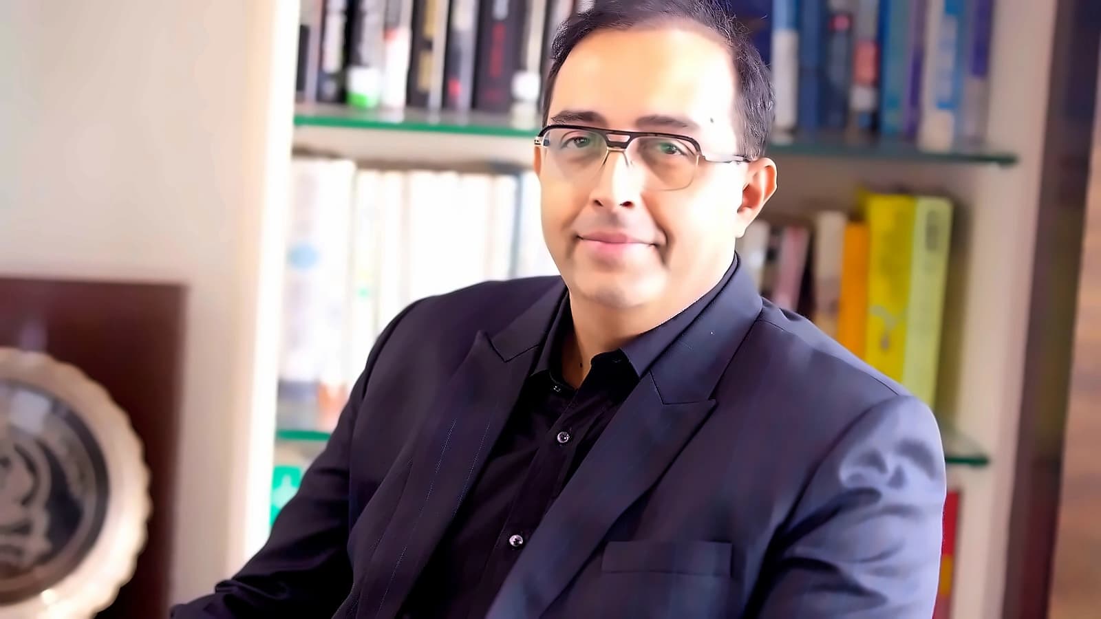 Raja Venkatraman picks 3 stocks for May 15 trading session