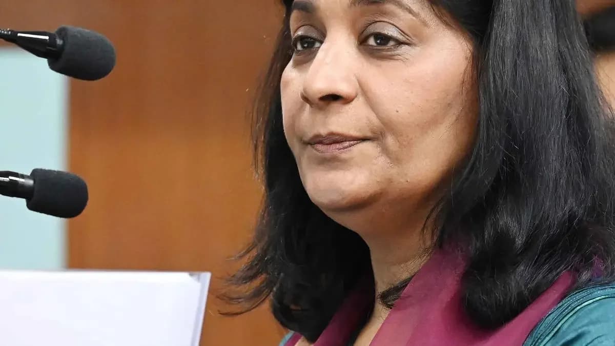 RBI Deputy Governor: India may beat 6.7% growth forecast, target 7.5%