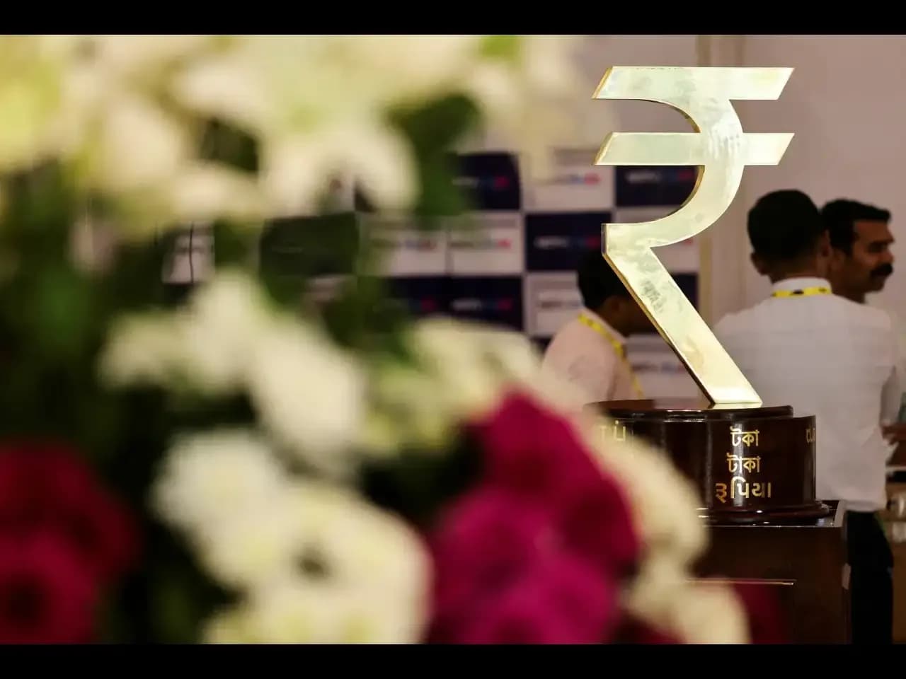 Rupee could strengthen to ₹95/$ if oil stays below $100: Kotak Securities