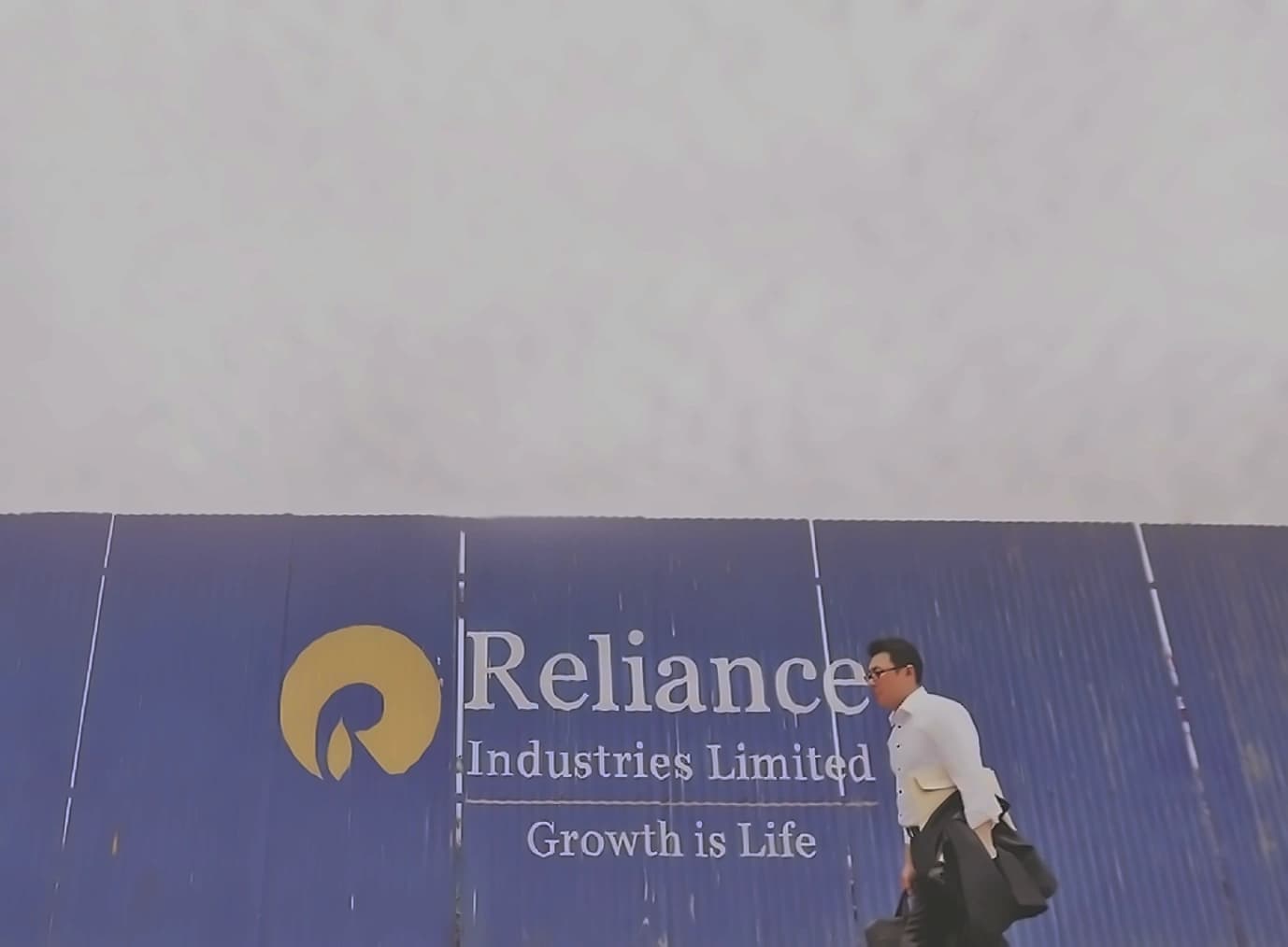 Reliance Industries buys ₹75.1 cr duplex at Three Sixty West