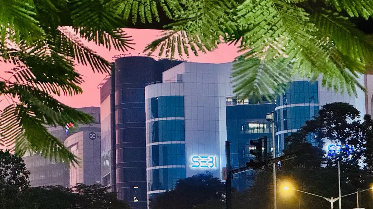 SEBI Releases Retail F&O Study as Losses Drop Despite Higher Per-Trader Impact