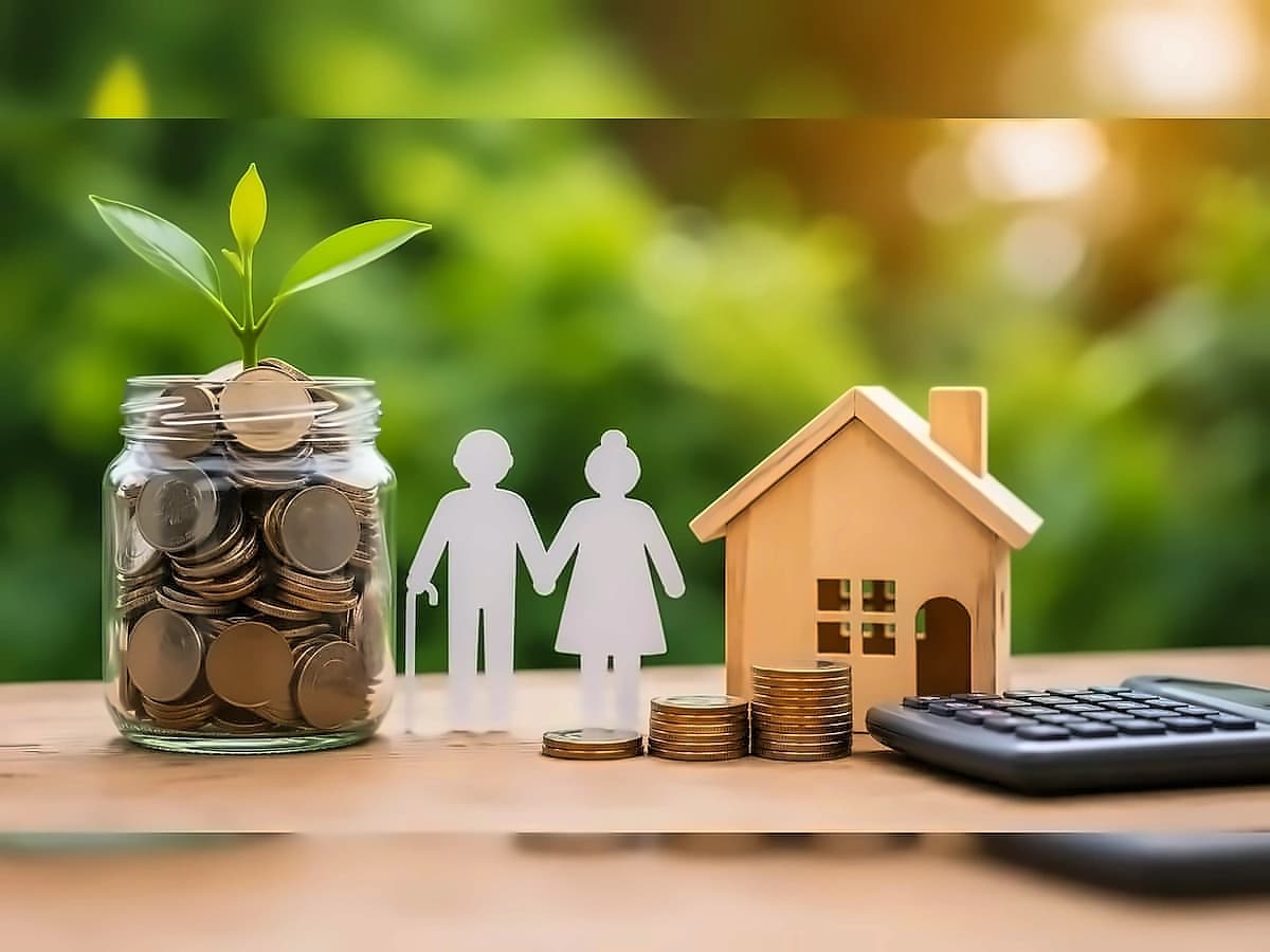 Retirement Planning: Late Start Strategy and Key Investment Approach