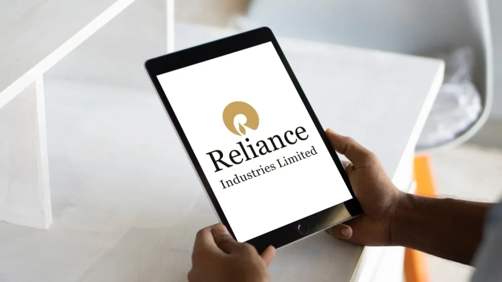 RIL upgraded to Baa1 by Moody's, boosts national exchequer