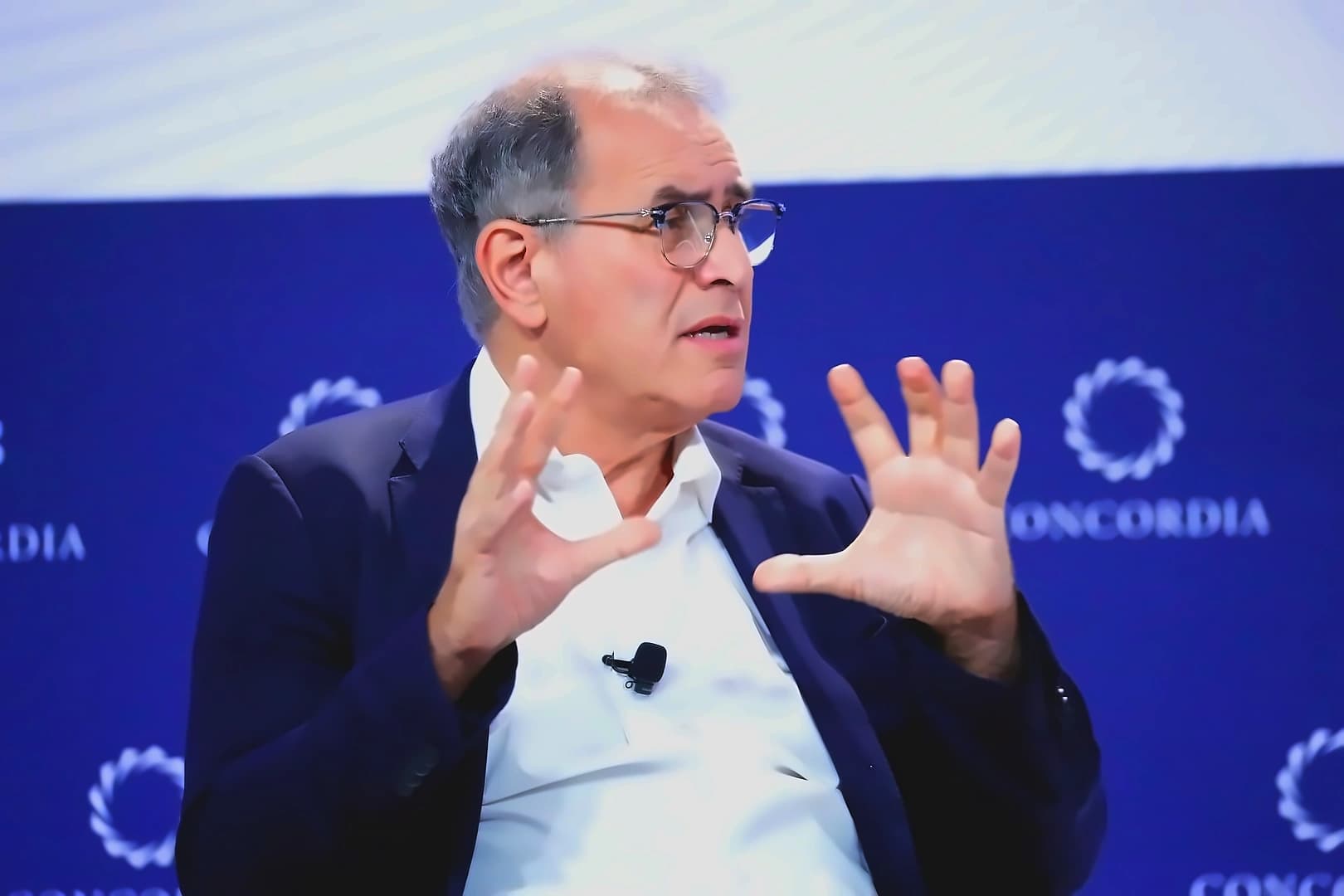 Roubini backs tokenized 'Technodollar' ETF amid crypto market volatility