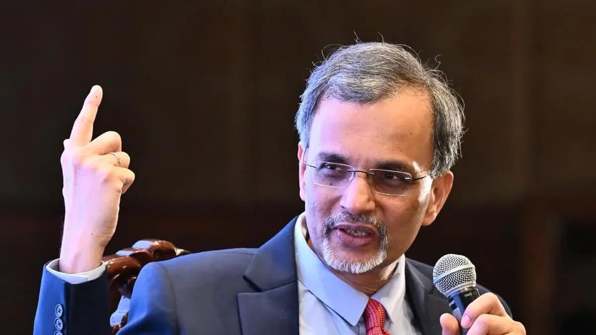 Rupee fluctuations natural, not rigid thresholds: CEA Nageswaran