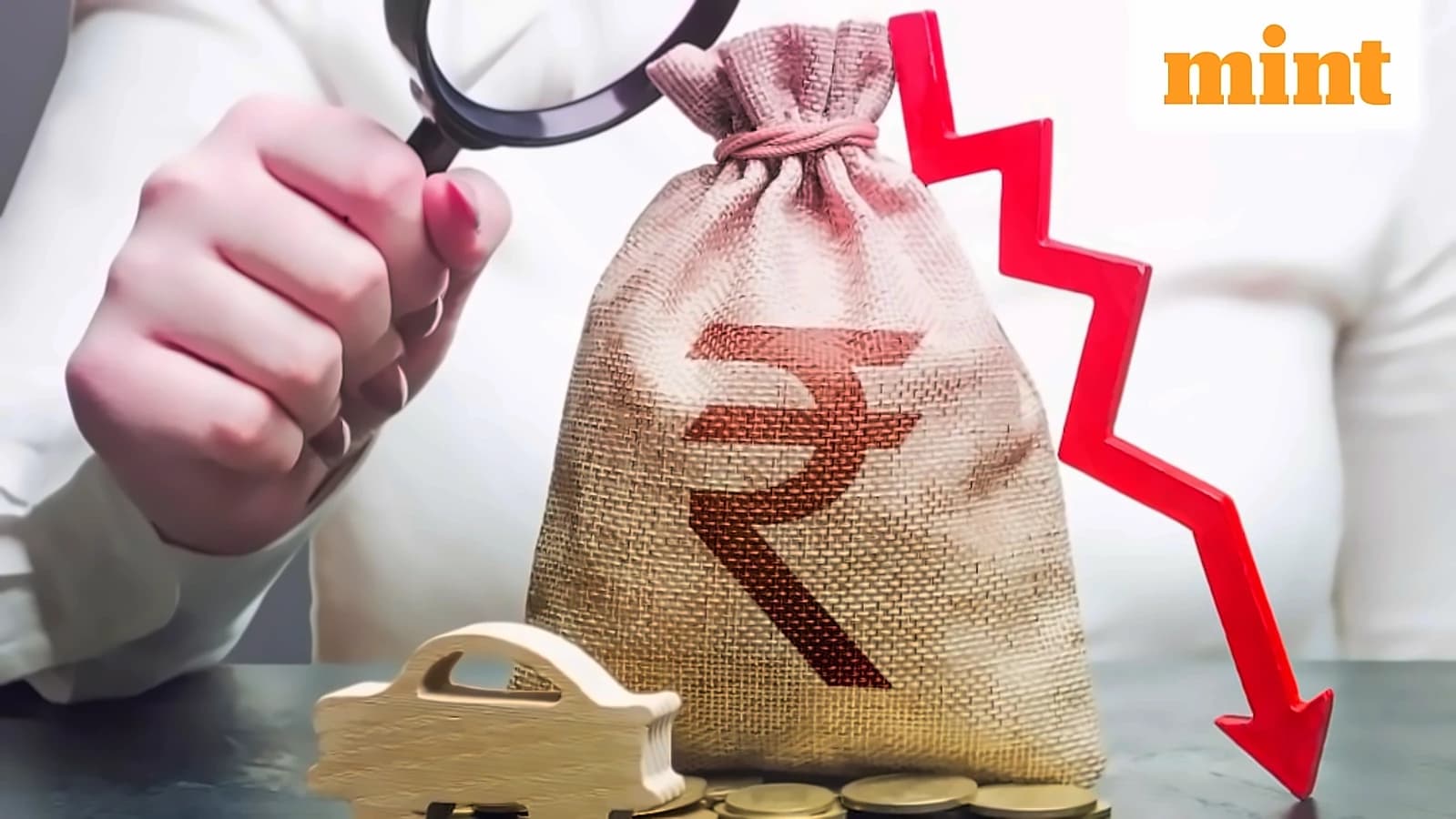 Rupee falls 25 paise to 94.47 amid $7.79B forex reserves drop