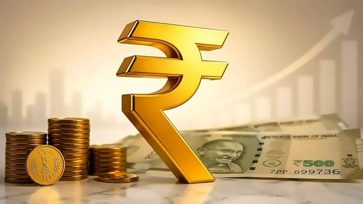 Rupee hits record low of 95.73/$ amid $22B FII outflow pressure