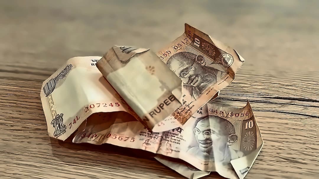 Rupee Hits Record Low of ₹96.44 on Iran War Impact, Rising Yields