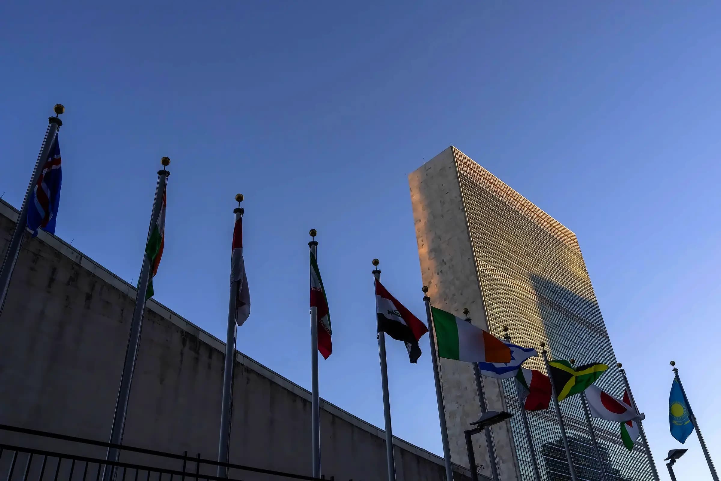 Russia, China Veto US UN Resolution on Iran Sanctions Monitoring