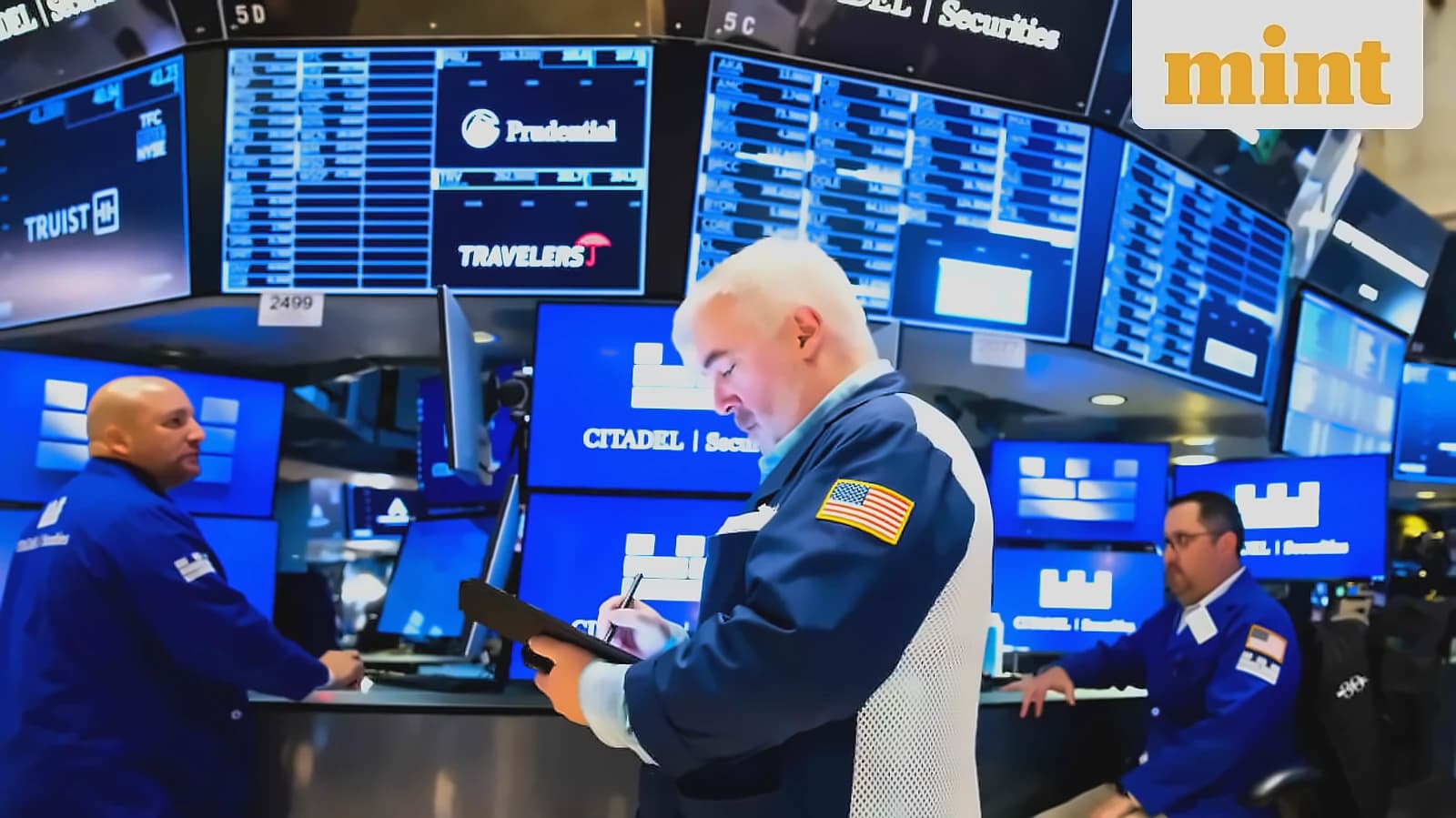 Fed Hikes Create Market Uncertainty: Rate Hike Outlook and Yield Curve Impact