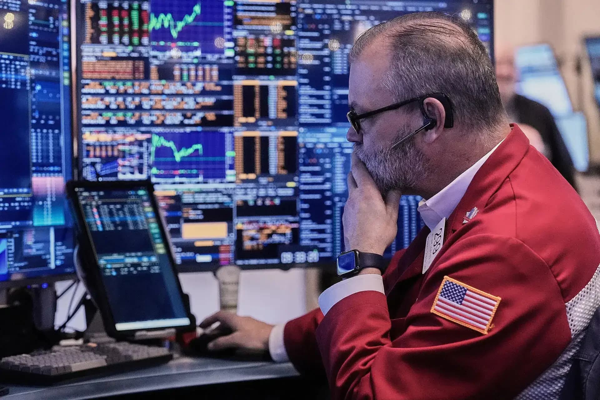 S&P 500 rises 0.4% on IBM quantum win, Dow hits record high