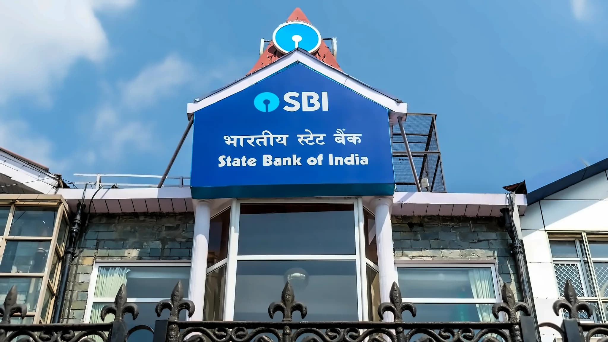SBI Board Approves Record ₹60,000 Cr Debt Fundraising Plan