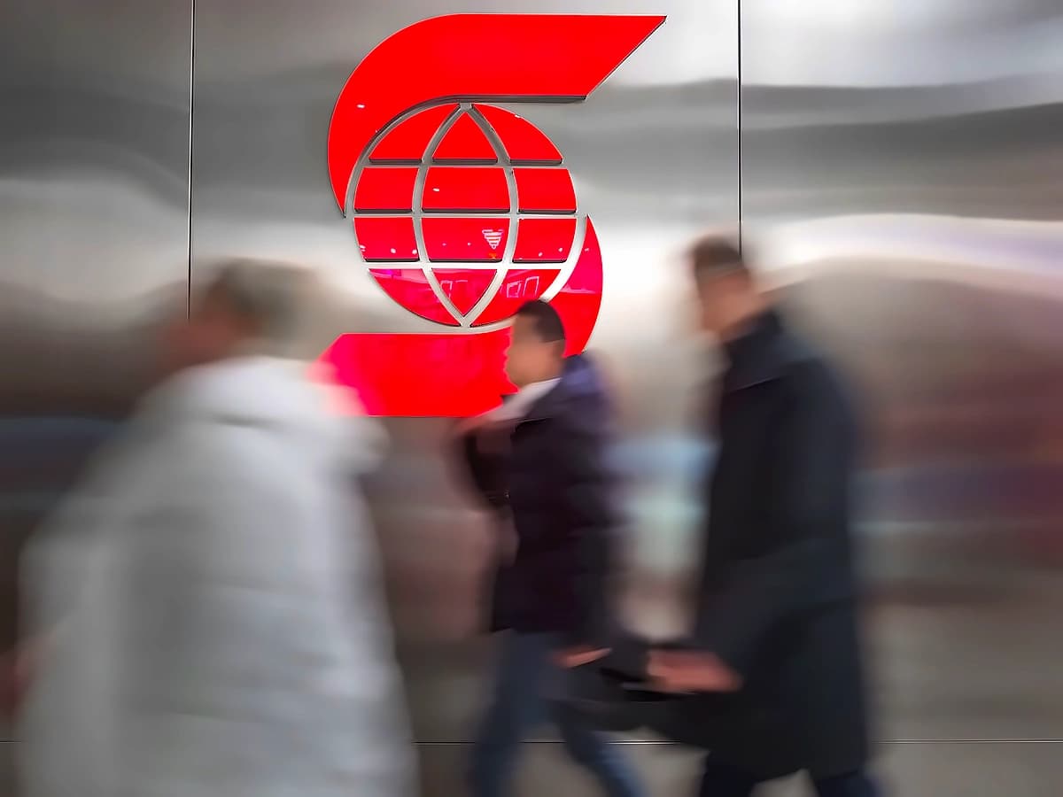 Canadian Banks Accelerate AI Adoption for Digital Wealth Innovation